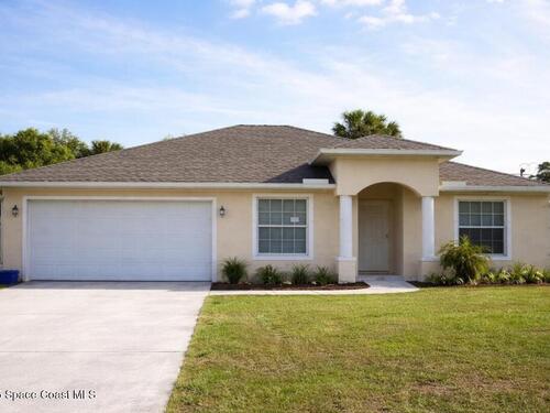 2702 Hester Avenue SE, Palm Bay, FL 32909