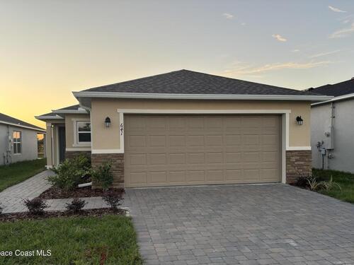 641 Hugo Drive SE, Palm Bay, FL 32909