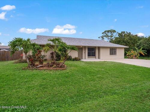 701 Elmont Street NW, Palm Bay, FL 32907