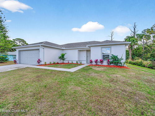 1864 Red Bud Circle NW, Palm Bay, FL 32909