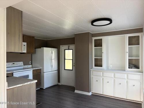 1085 Wren Circle, Micco, FL 32976