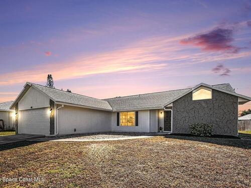 786 Hamm Street NW, Palm Bay, FL 32907