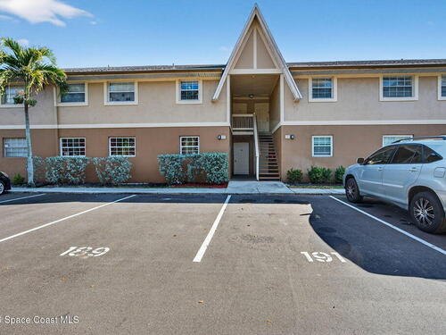 189 Cambridge Lane, Melbourne, FL 32935