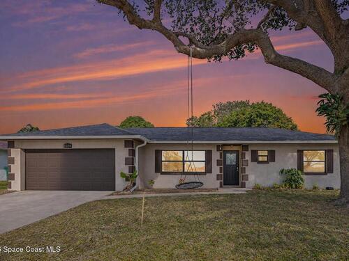 1584 Gardner Dr Drive, Melbourne, FL 32935