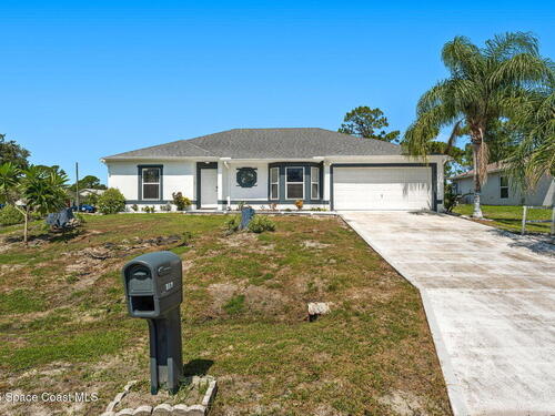 398 Taunton Road SW, Palm Bay, FL 32908