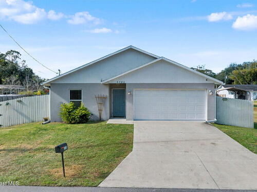 5780 Palm Street, Mims, FL 32754