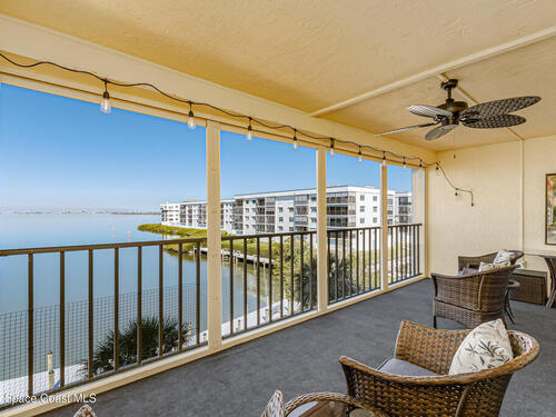 190 Escambia Lane, Cocoa Beach, FL 32931