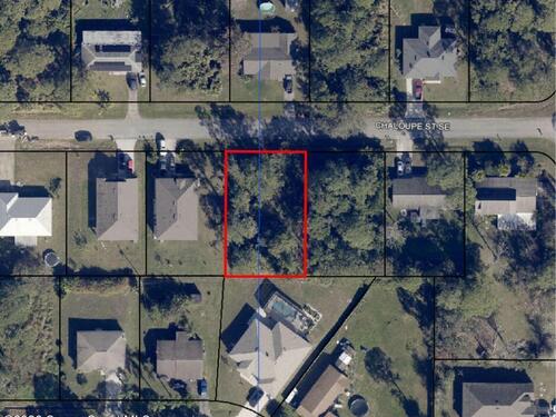 656 Chaloupe Street SE, Palm Bay, FL 32909