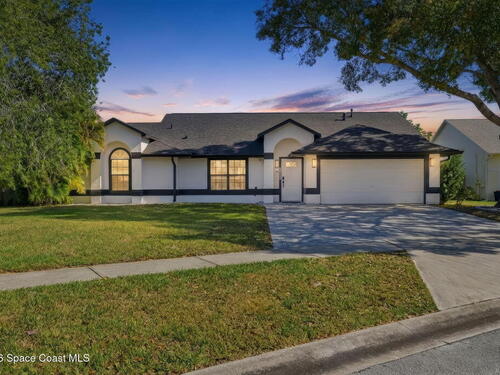 2420 Bent Pine Street, Melbourne, FL 32935