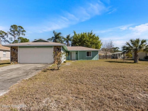 287 Greenway Avenue NE, Palm Bay, FL 32907