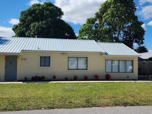 1301 Lynne Drive, Merritt Island, FL 32952