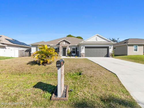 2251 Angel Road SE, Palm Bay, FL 32909