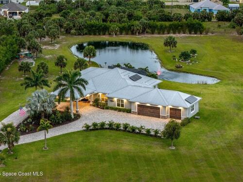 2141 Madden Avenue SW, Palm Bay, FL 32908