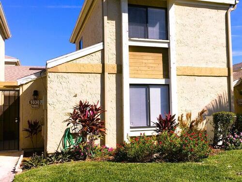 1030 Abada Court NE, Palm Bay, FL 32905