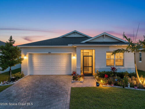 821 Antibes Court NW, Palm Bay, FL 32907