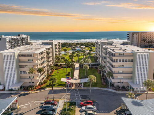 2020 N Atlantic Avenue S, Cocoa Beach, FL 32931