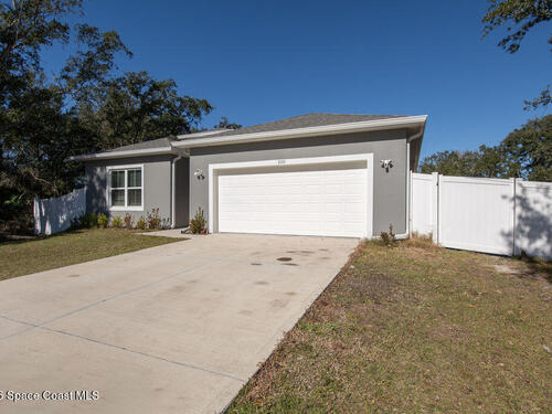 200 Triana Avenue SW, Palm Bay, FL 32908