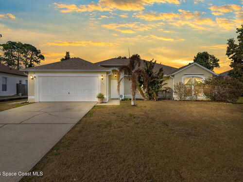 175 Inez Street SE, Palm Bay, FL 32909