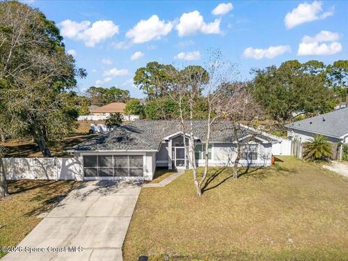 551 Brickell Street SE, Palm Bay, FL 32909