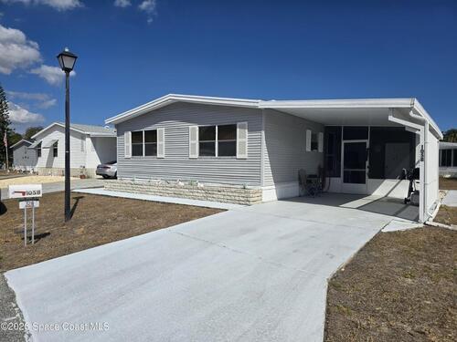 1058 Moonlight Court NE, Palm Bay, FL 32907