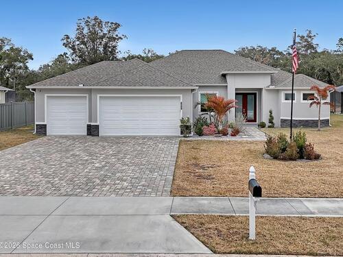 1837 Market Circle NE, Palm Bay, FL 32905