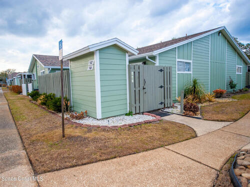 1942 Quail Ridge Court, Cocoa, FL 32926