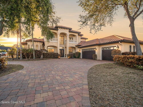 5454 Riveredge Drive, Titusville, FL 32780