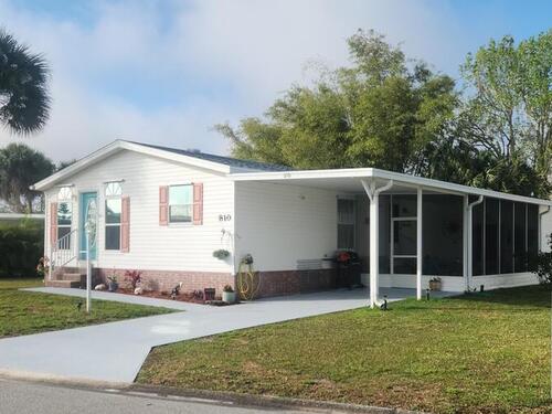 810 Thrush Circle, Barefoot Bay, FL 32976