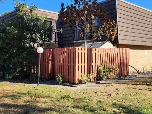 3311 Vista Oaks Circle NE, Palm Bay, FL 32905