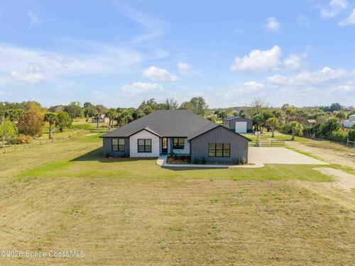 3395 Dunn Road, Mims, FL 32754