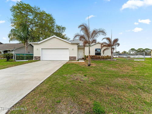 470 Galilean Avenue SE, Palm Bay, FL 32909