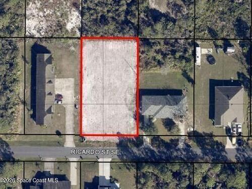 1661 Ricardo Street SE, Palm Bay, FL 32909