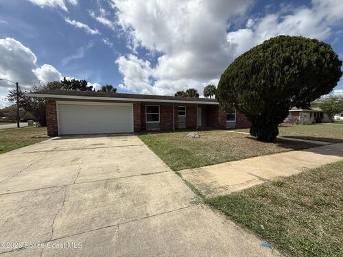 1295 Country Club Boulevard, Titusville, FL 32780