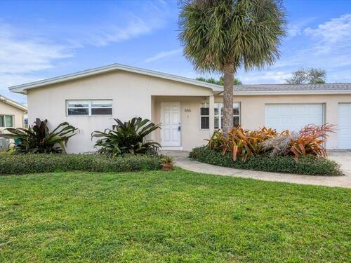 555 Lee Avenue, Satellite Beach, FL 32937