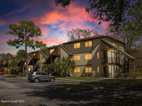 7820 Shadowood Drive, Melbourne, FL 32904