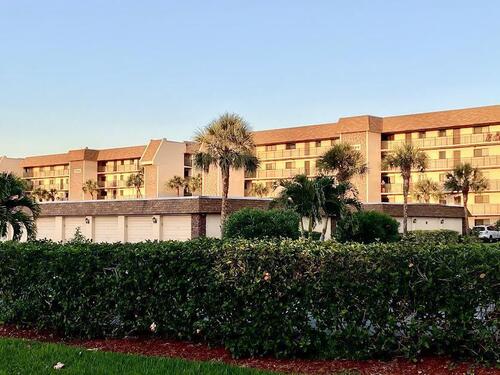 8500 Ridgewood Avenue, Cape Canaveral, FL 32920