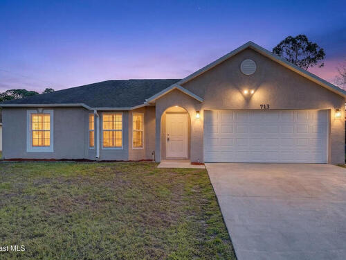 713 Cottbus Avenue NW, Palm Bay, FL 32907