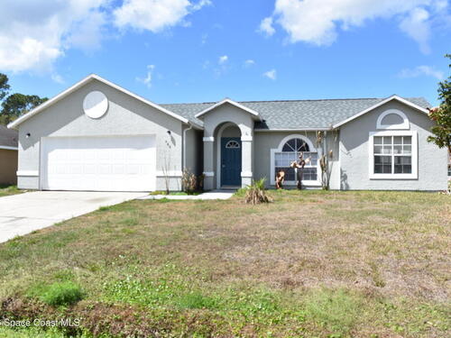 482 Tuloma Avenue SW, Palm Bay, FL 32908