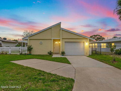 220 Bayhead Drive, Melbourne, FL 32940