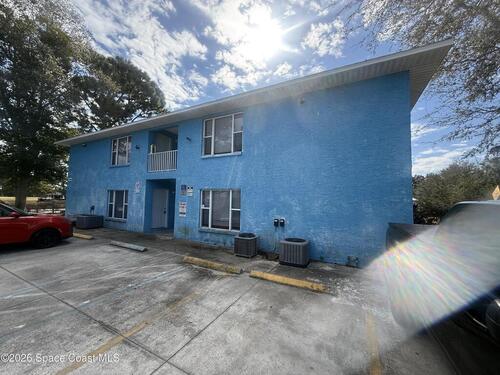 1527 Schoolhouse Street, Merritt Island, FL 32953