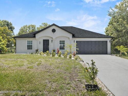 160 Eureka Avenue NE, Palm Bay, FL 32907