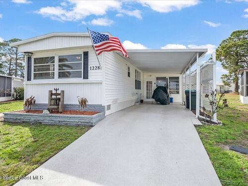 1228 Shell Court NE, Palm Bay, FL 32907