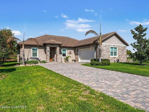 3270 Quantum Place, Mims, FL 32754