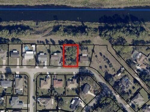 543 Evergreen Street NE, Palm Bay, FL 32907