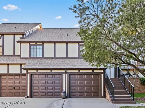 873 Greenwood Manor Circle, West Melbourne, FL 32904