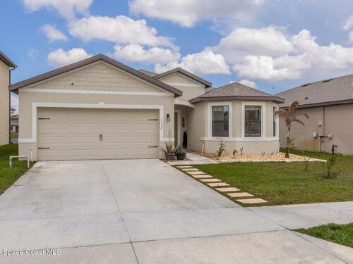 1357 Mineral Loop Drive NW, Palm Bay, FL 32907