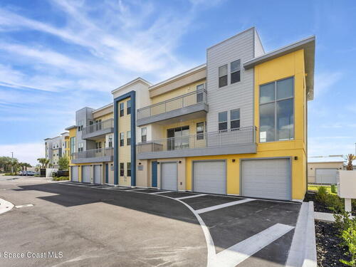 8663 Ivanhoe Drive, Melbourne, FL 32940