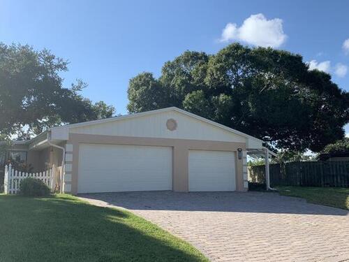 445 Myrtlewood Road, Melbourne, FL 32940