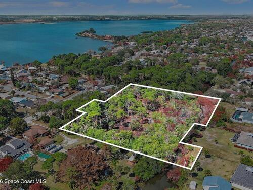 Via Roma, Merritt Island, FL 32952