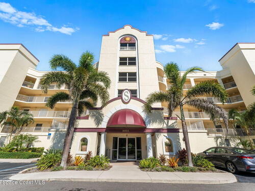 8961 Lake Drive, Cape Canaveral, FL 32920